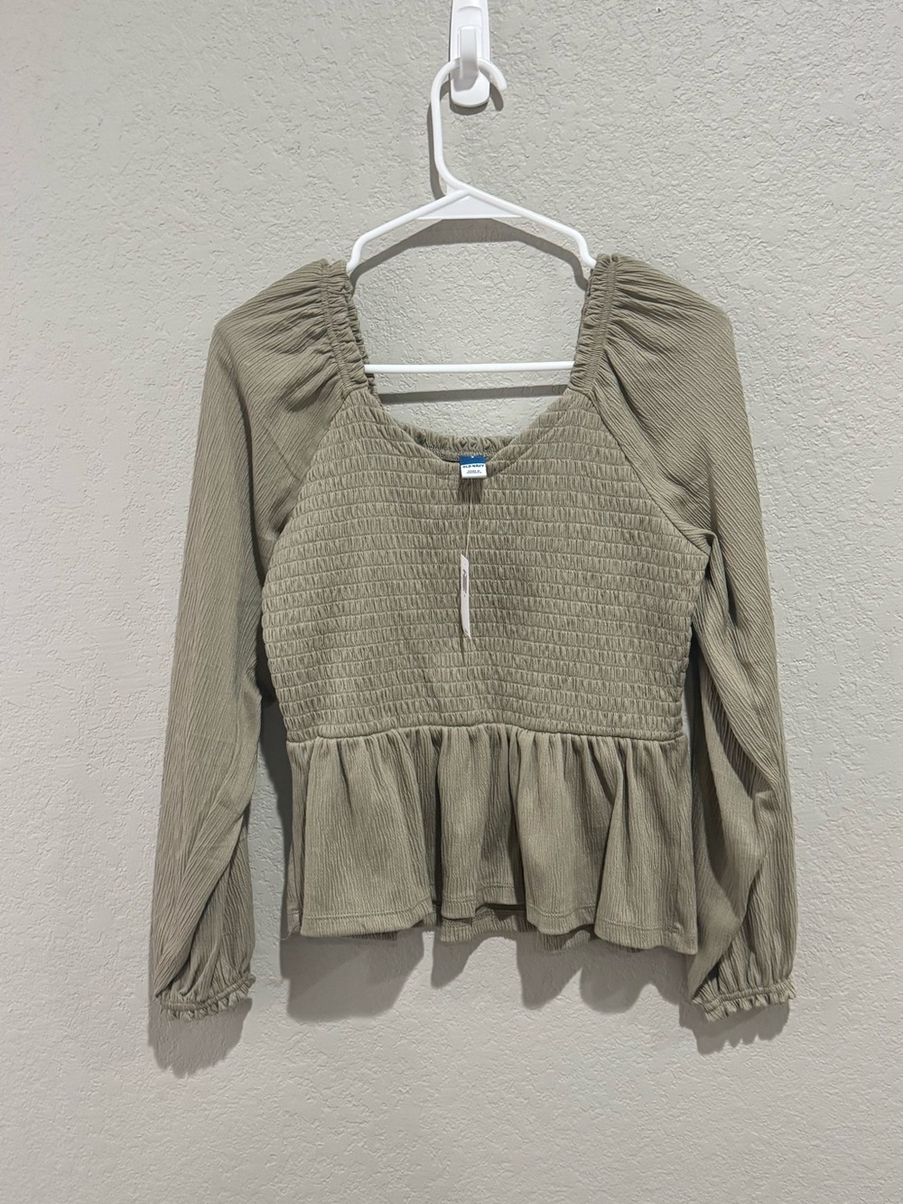 Old Navy Olive Smocked Peplum Blouse - Picture 2 of 4